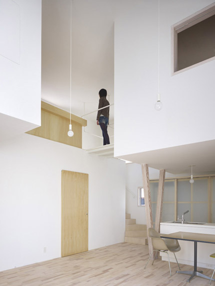 サムネイル:高木貴間+設計舎による秋田の住宅