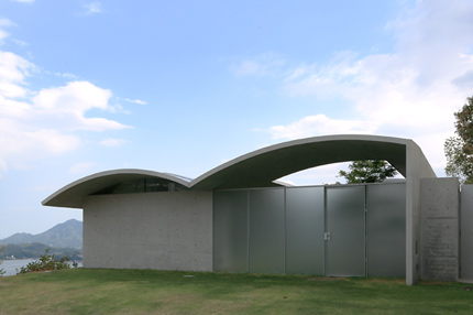 サムネイル:藤本寿徳建築設計事務所による