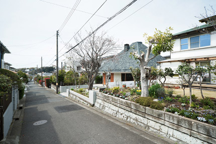 サムネイル:大野力 / sinatoによる鎌倉の住宅