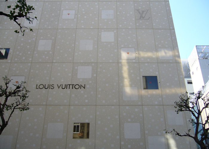 Louis Vuitton Ginza Namiki St. boutique/Jun Aoki