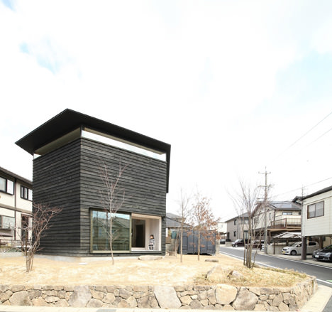 サムネイル:佐々木勝敏 / 佐々木勝敏建築設計事務所による愛知県豊田市の住宅「志賀の光路」