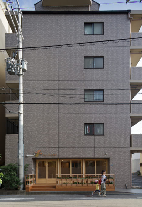 サムネイル:佐藤伸也+木村慎弥による、大阪の「小阪の保育園」