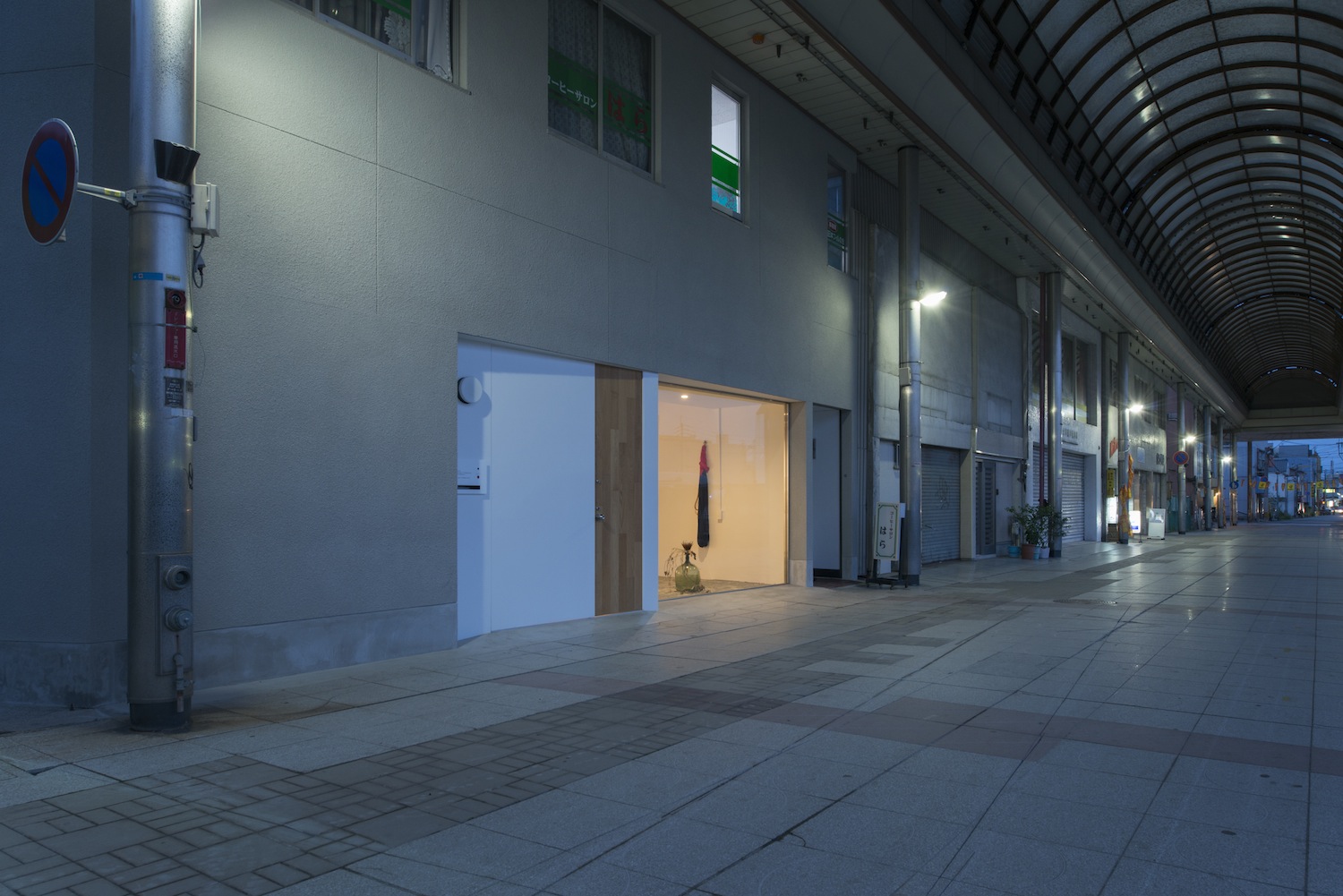 二俣公一 / ケース・リアルによる、福岡・大牟田のSOHO+多目的スタジオ 