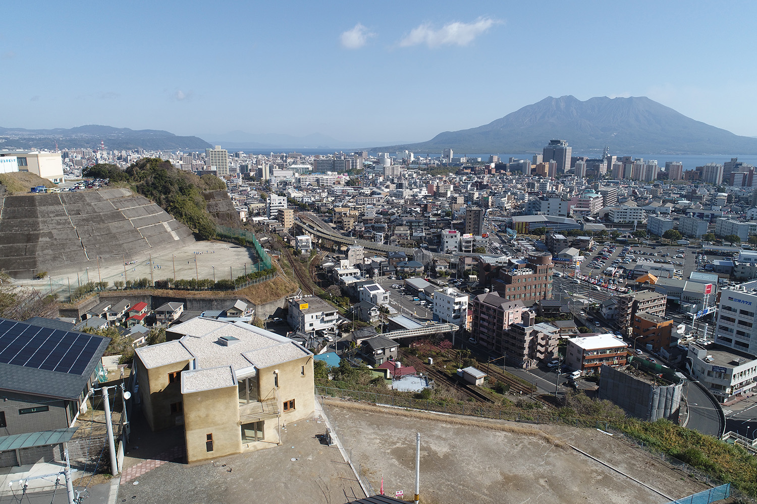 建築は兵士ではない　鈴木博之　鹿島出版会 鈴木亜生 / ASEI建築設計事務所による「鹿児島の住宅」の内覧会が開催