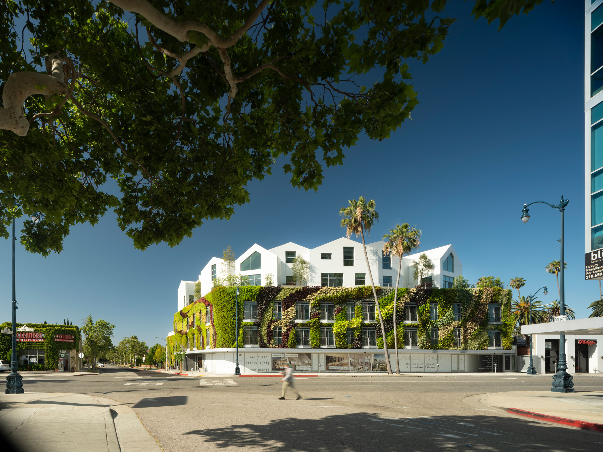 マット・マリカン　Matt Mullican　アーキテクチャ　建築 作品集 MADアーキテクツが完成させた、アメリカ・カリフォルニア州
