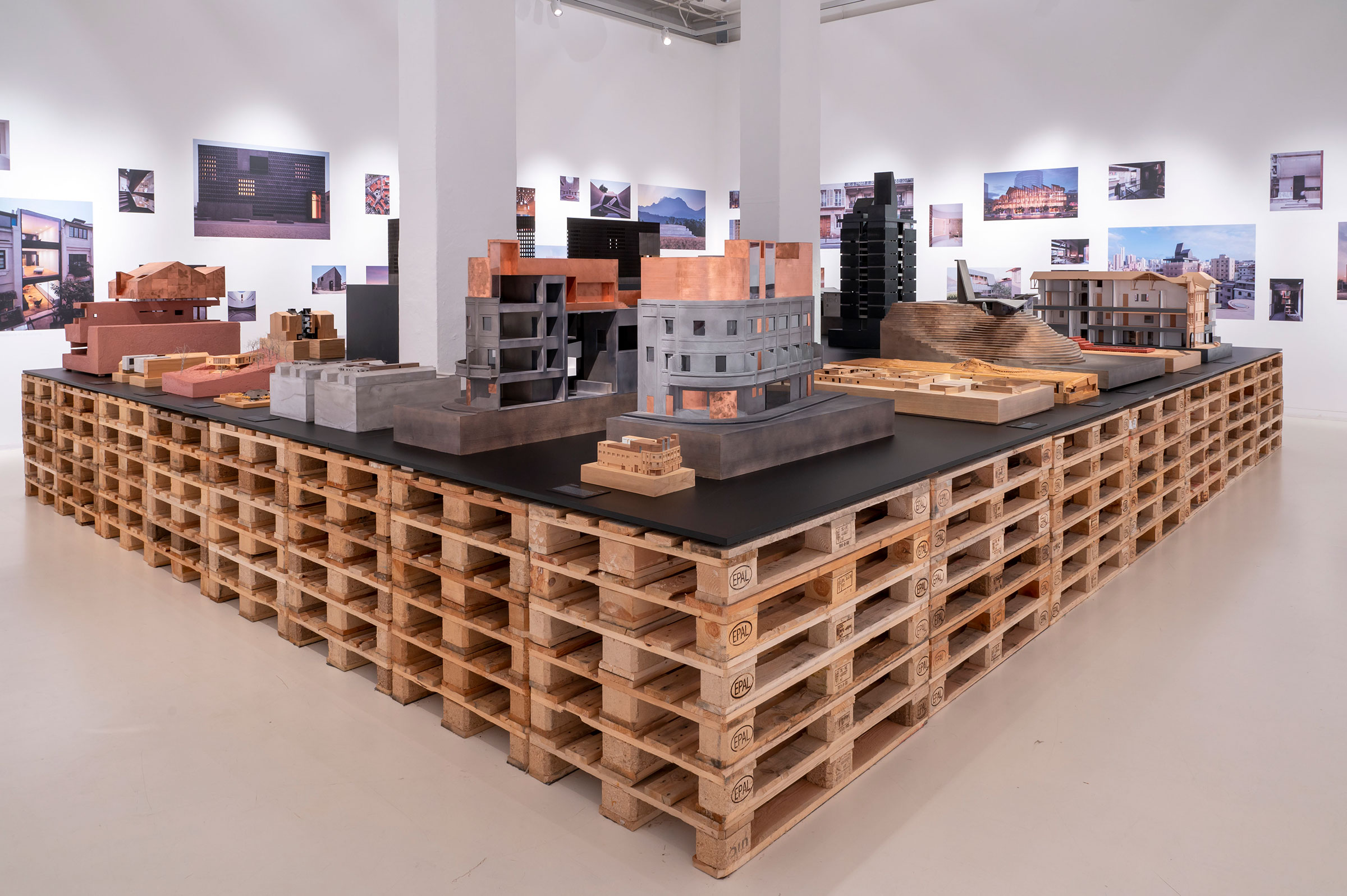 ネリ＆フーによる、ドイツ・ベルリンでの建築展「リフレクティヴ