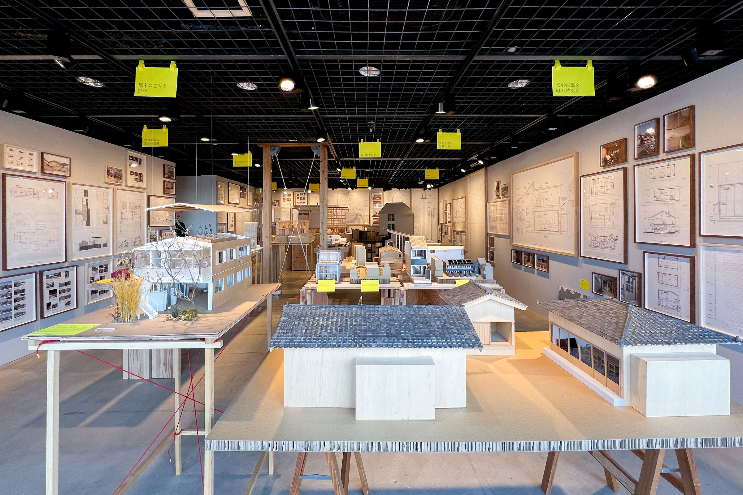 DEUTSCHES BAUEN 新興獨逸建築作品集 昭和7年発行　1932年 DEUTSCHES BAUEN 新興獨逸建築作品集 昭和7年発行 1932年の通販はau