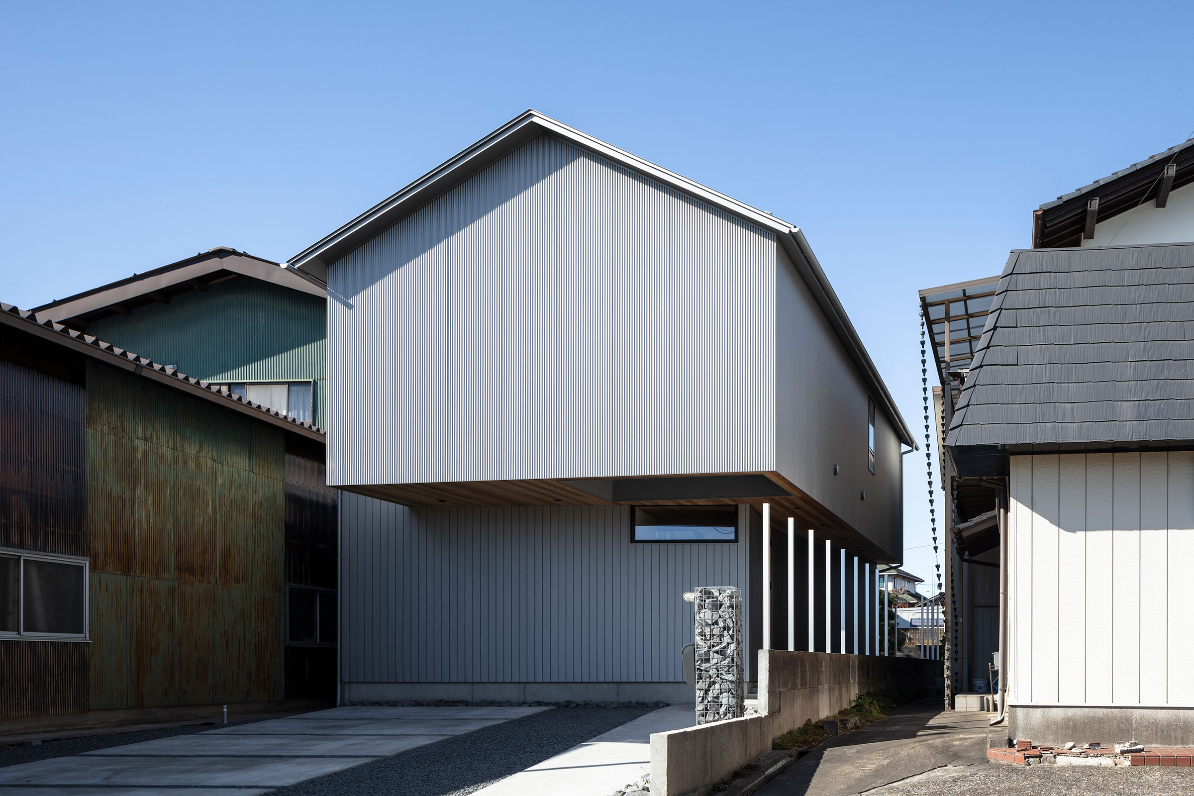 tombow architectsとsunabaによる、茨城・つくば市の住宅「hut N