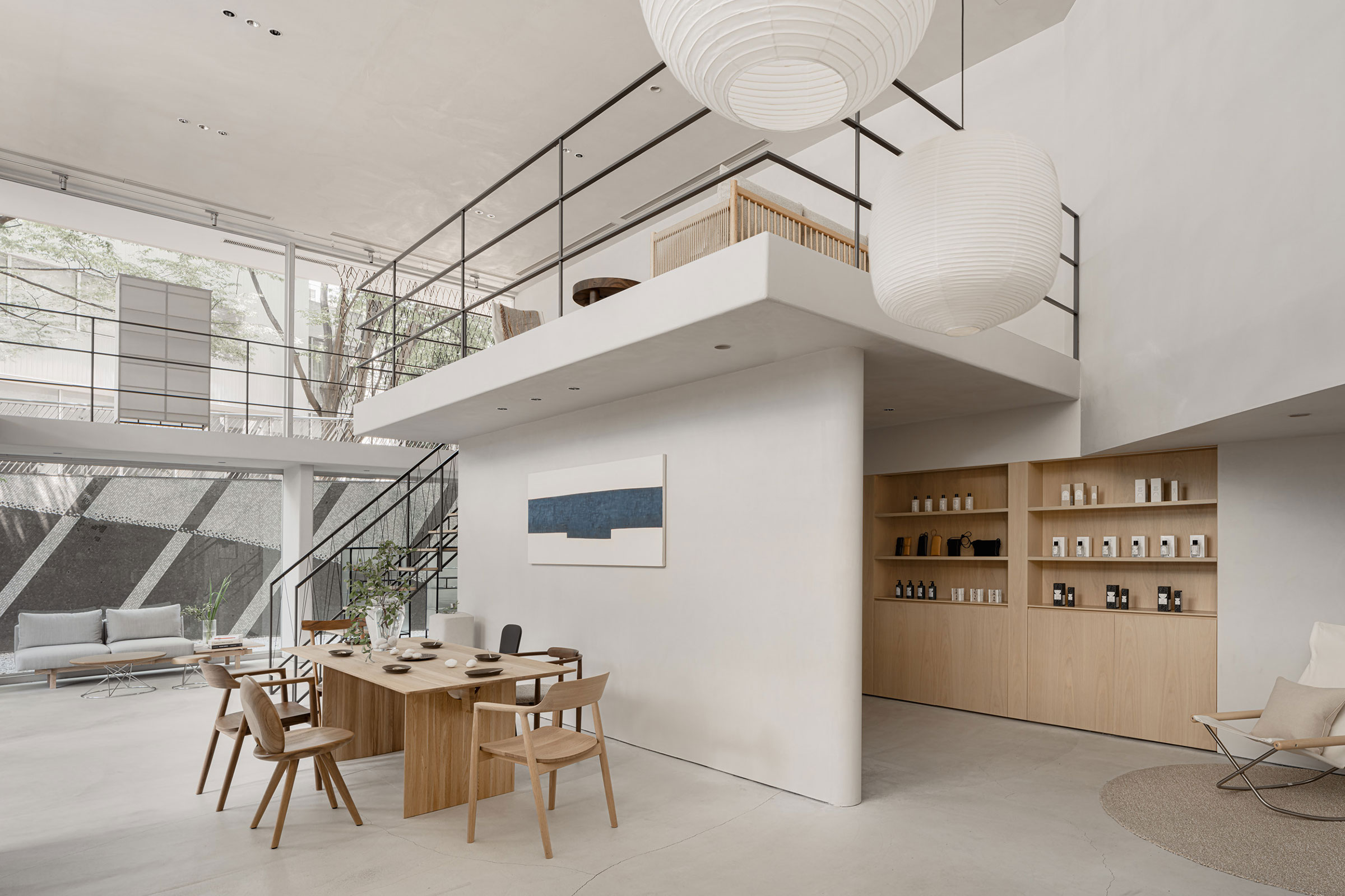 芦沢啓治建築設計事務所による、東京・渋谷区の店舗「The Conran Shop