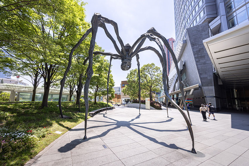 森美術館での展覧会「ルイーズ・ブルジョワ展：地獄から帰ってきた