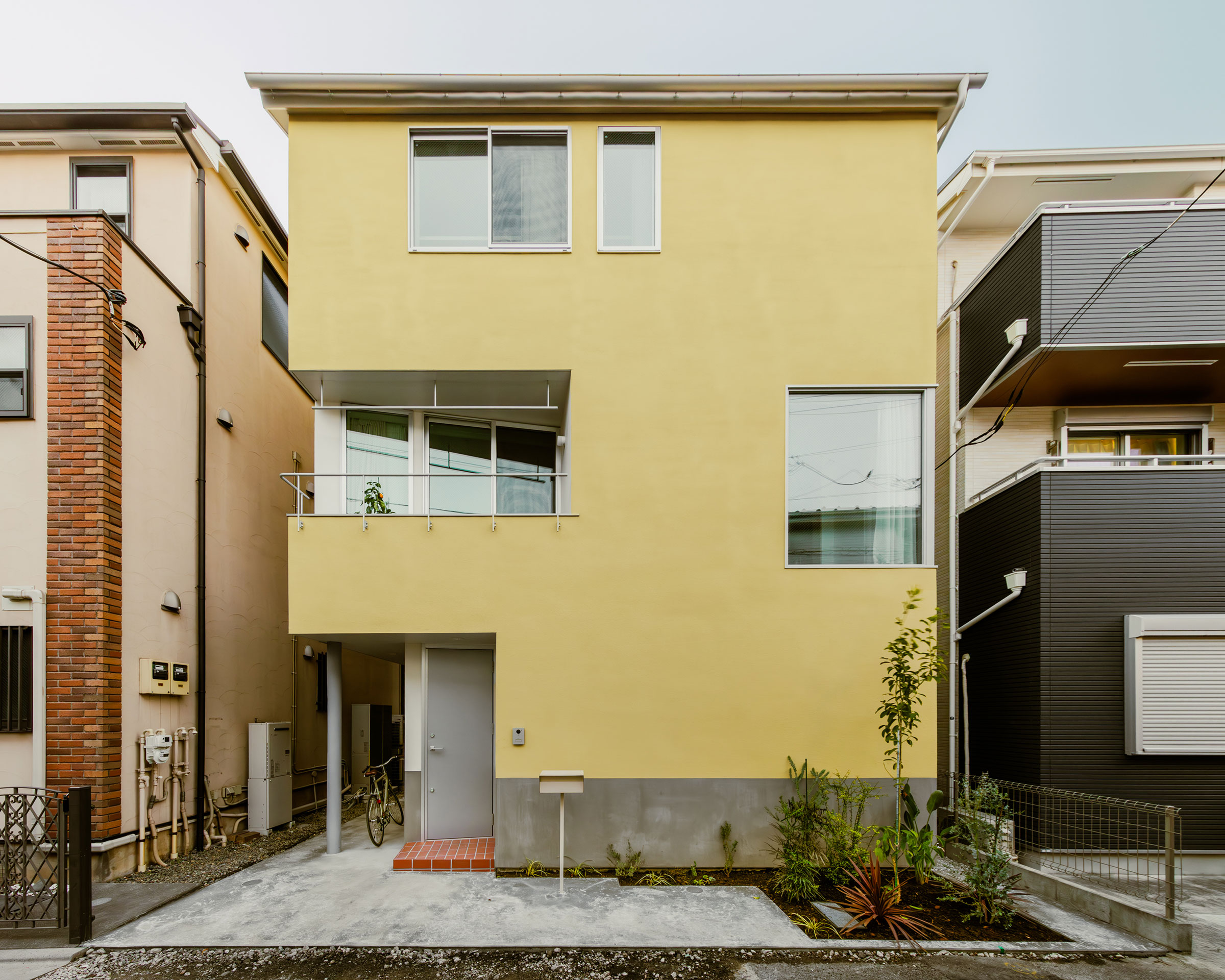 宮崎晃吉 / HAGISOによる、東京・台東区の「Twist House