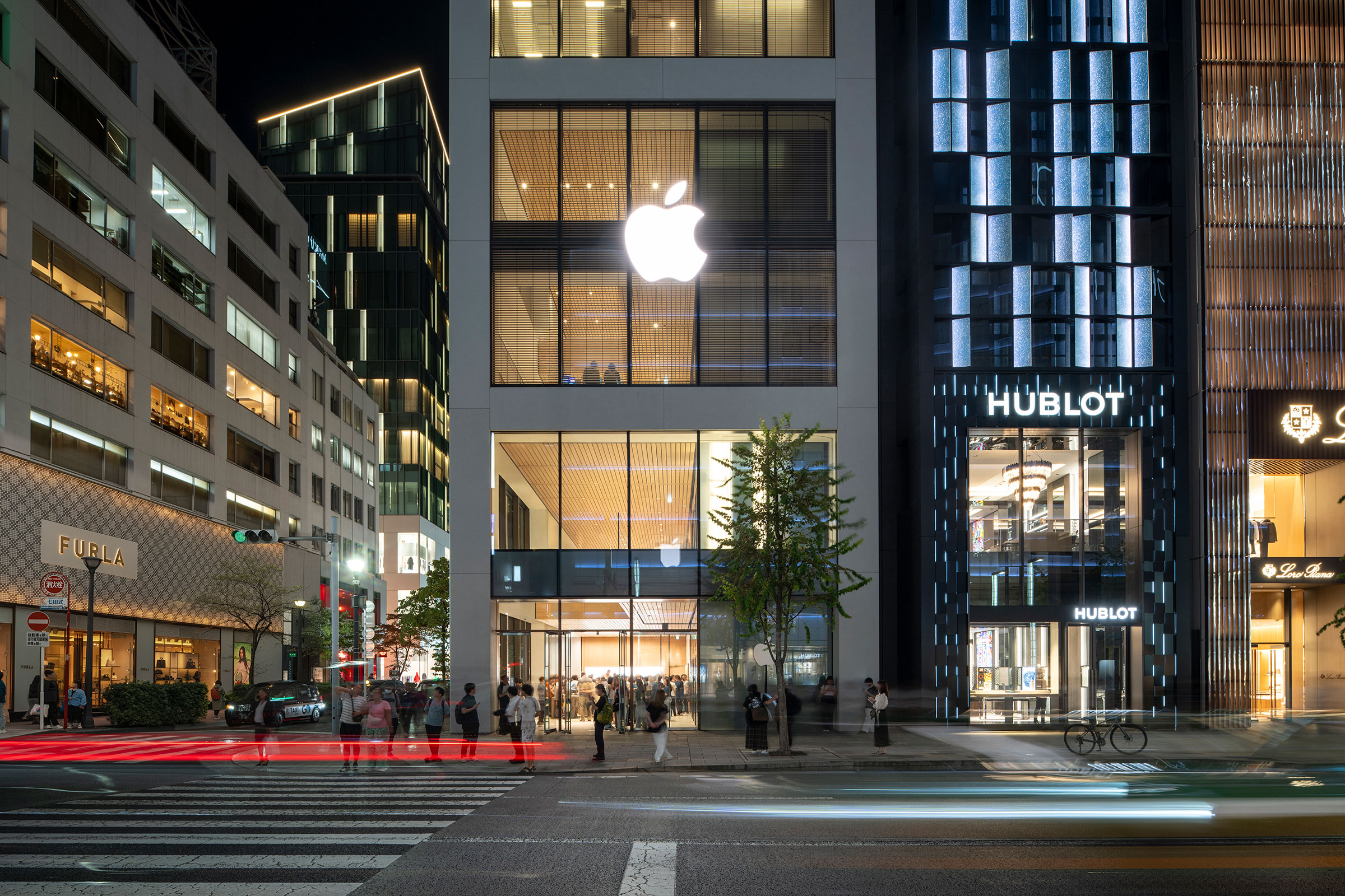 ニュース】フォスター＋パートナーズによる、東京の店舗「アップル銀座