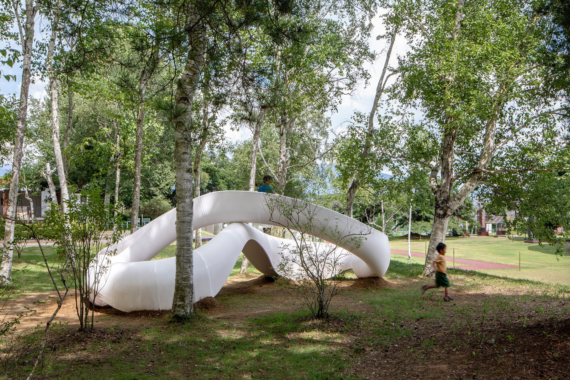 vuild-white_loop-005.jpg